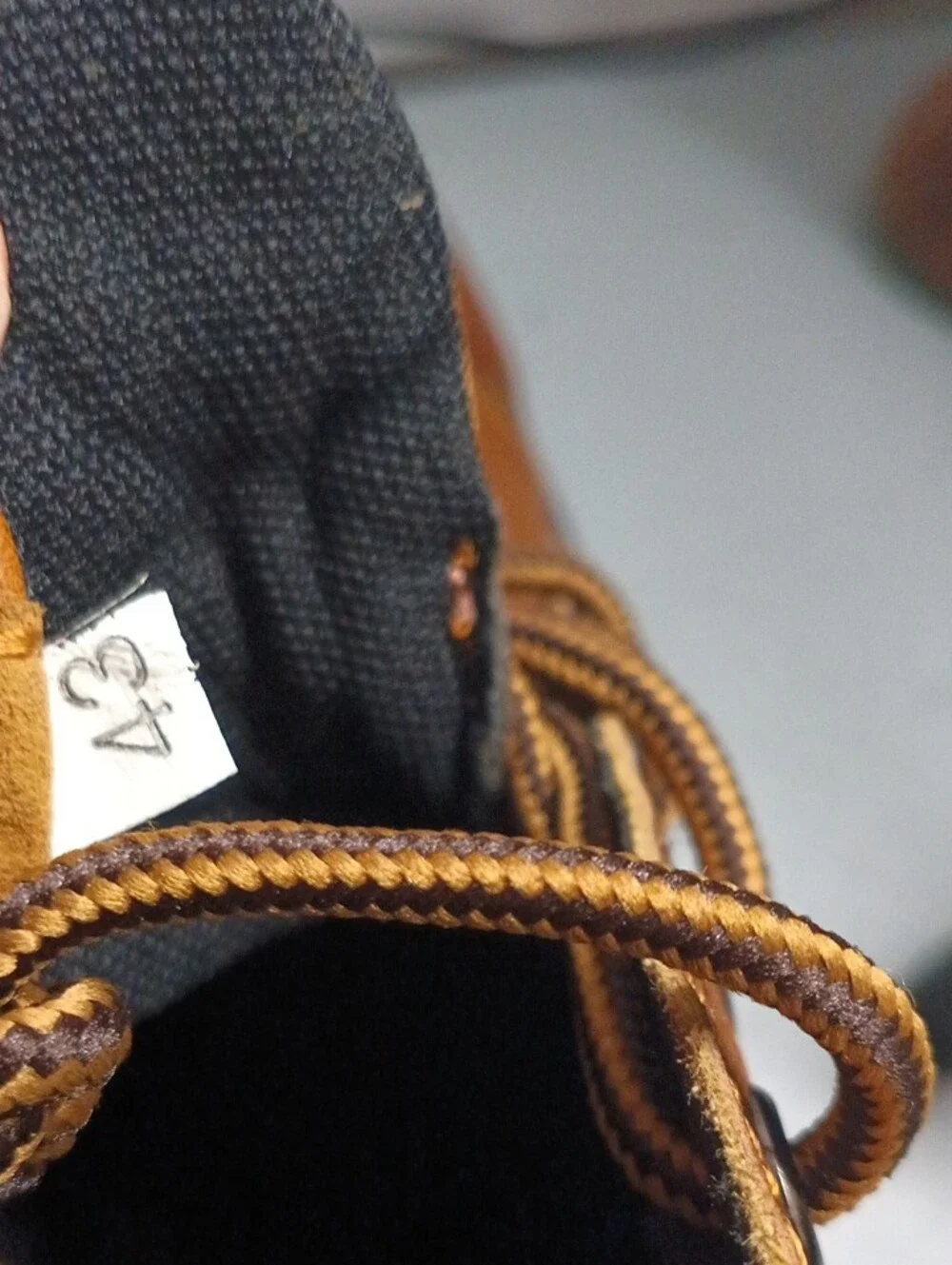 Men's Tan Leather Chukka Boots - Lace-Up Ankle Boots
